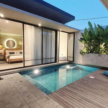 Akhila 1 - 1 Bedroom Modern Tropical Villa At The Heart Of Seminyak Exterior foto