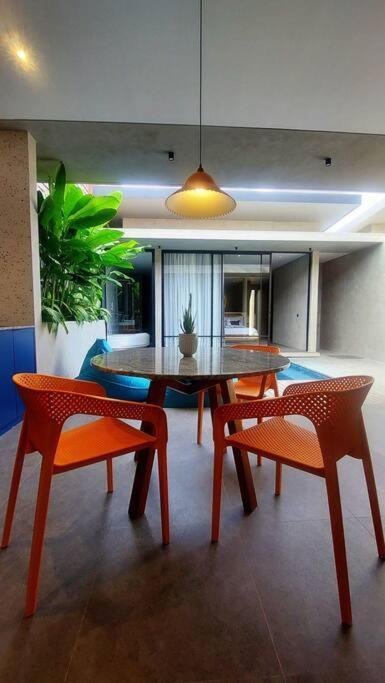 Akhila 1 - 1 Bedroom Modern Tropical Villa At The Heart Of Seminyak Exterior foto